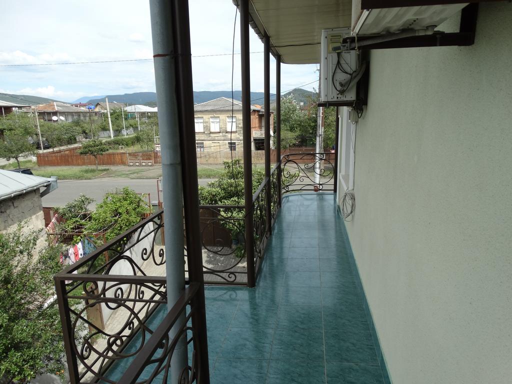Hotel Sano Koutaïssi Extérieur photo