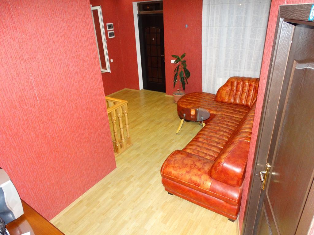 Hotel Sano Koutaïssi Extérieur photo